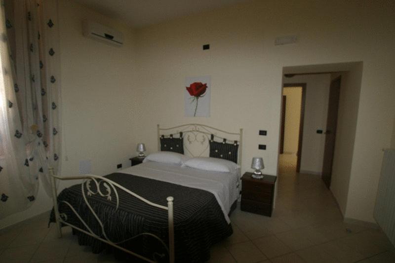 Tavernola - Locanda Di Campagna Battipaglia Εξωτερικό φωτογραφία