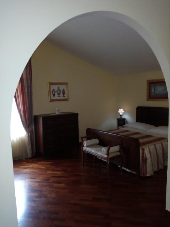Tavernola - Locanda Di Campagna Battipaglia Εξωτερικό φωτογραφία